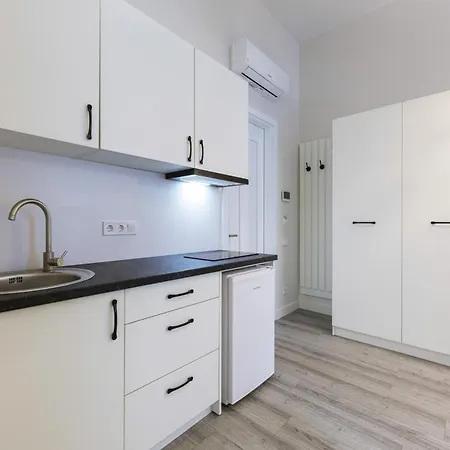 Partner Baseina Apartmán
